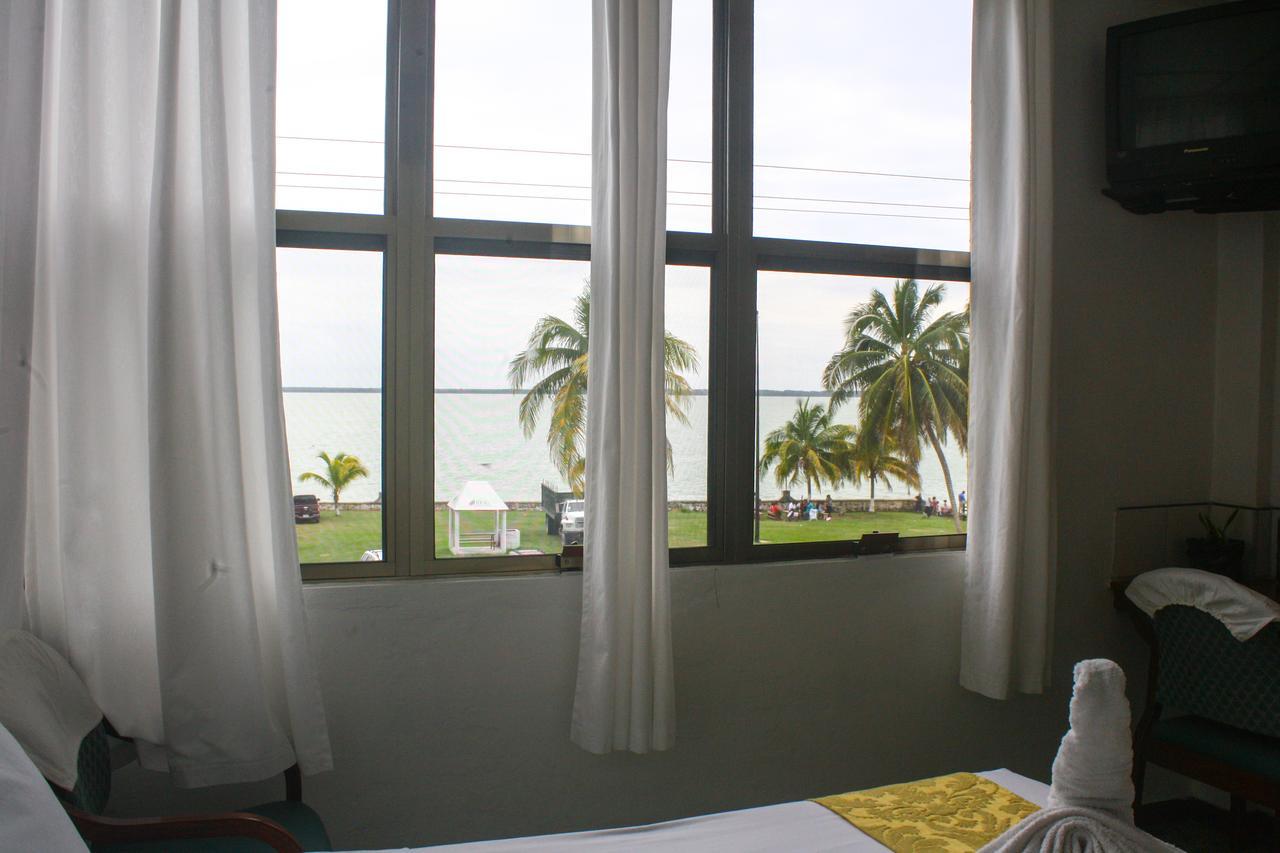 Hotel Maya Corozal Buitenkant foto