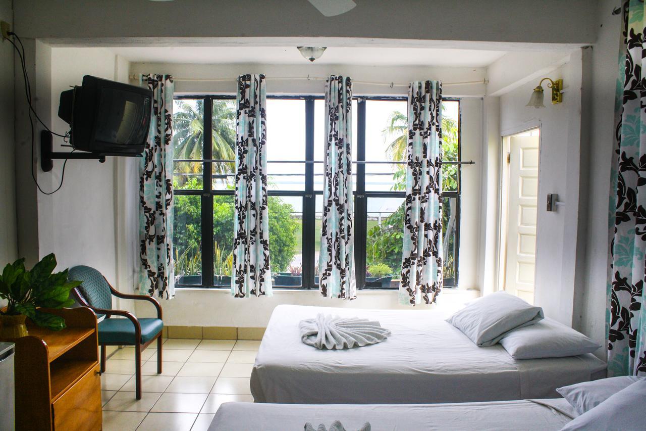 Hotel Maya Corozal Buitenkant foto