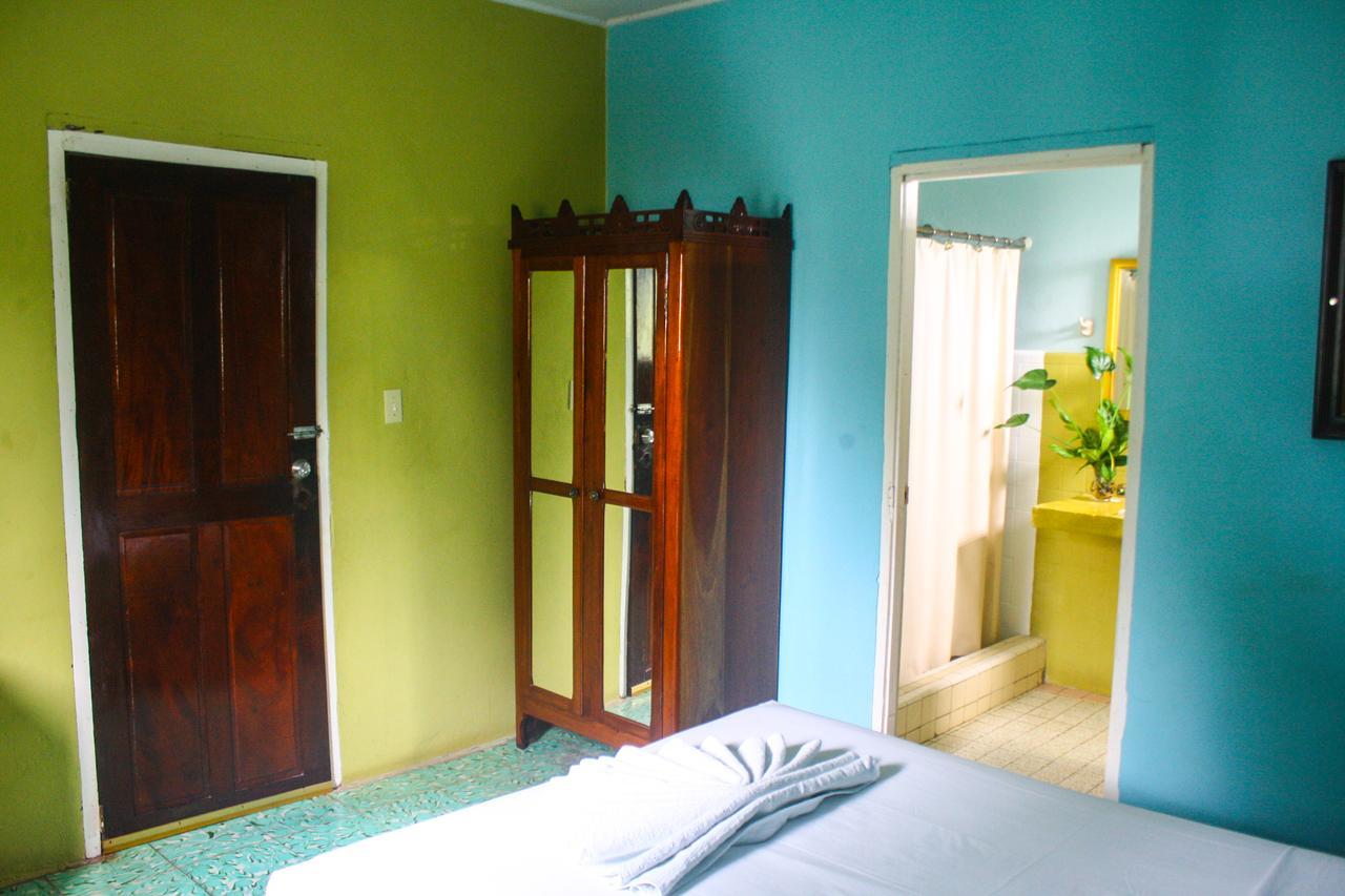 Hotel Maya Corozal Buitenkant foto