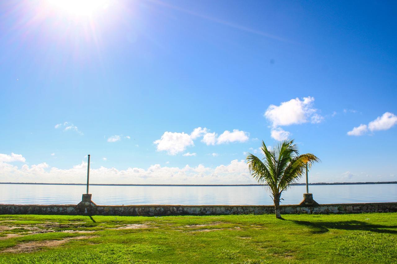 Hotel Maya Corozal Buitenkant foto