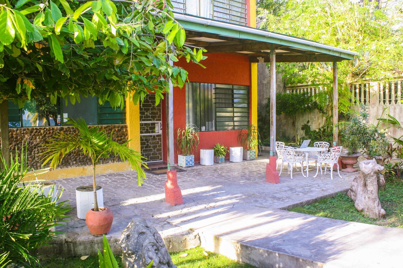 Hotel Maya Corozal Buitenkant foto